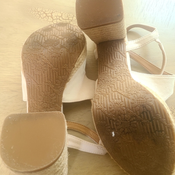 Yellowbox Platform Sandals size 8.5 - Picture 4 of 7